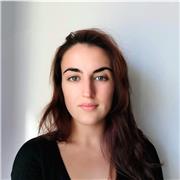 Madrelingua spagnola insegna lezioni di spagnolo